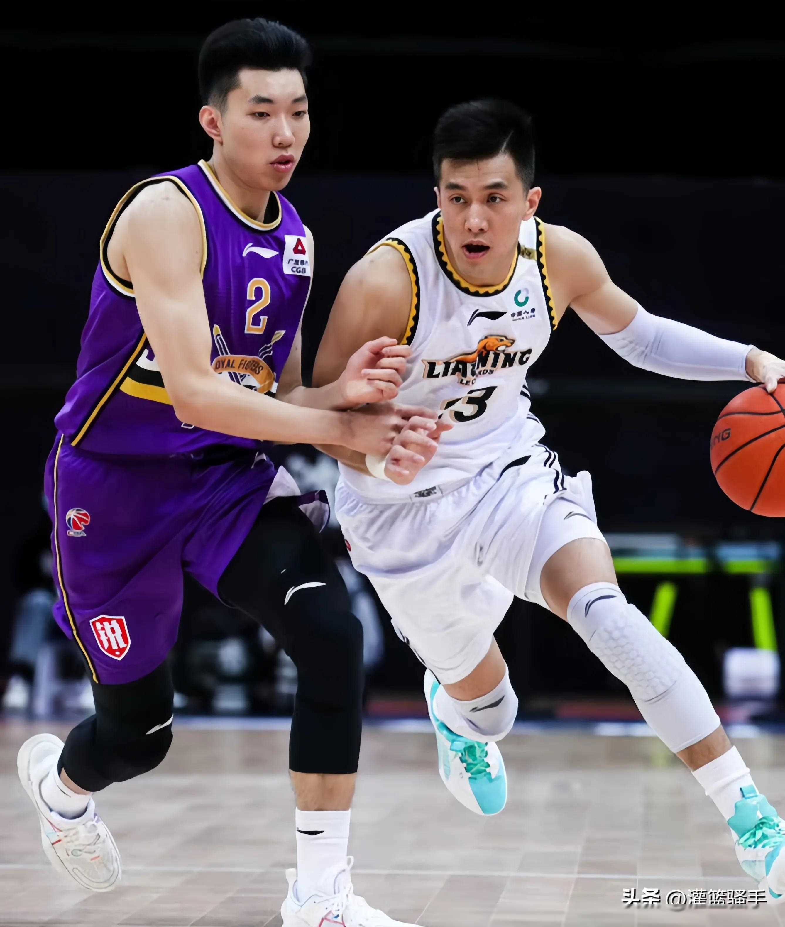 MK体育-CBA比赛中出现重大转折，一支实力强劲的球队遭遇失利
