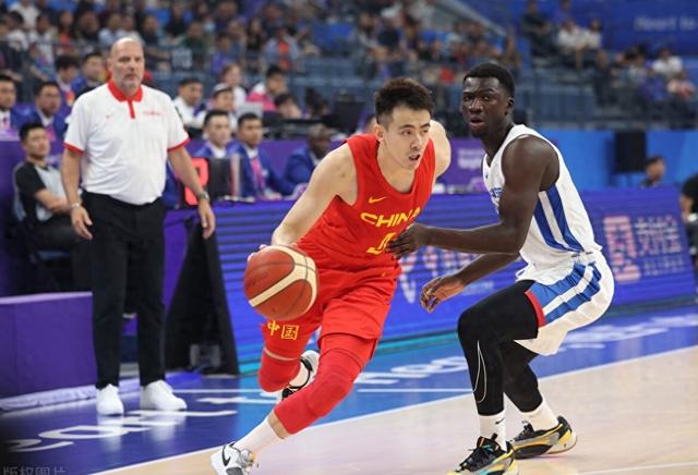 MK体育-中国篮球比赛中一场胜利令人动容